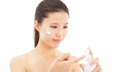 秋季祛痘有妙方 不让痘痘再威风